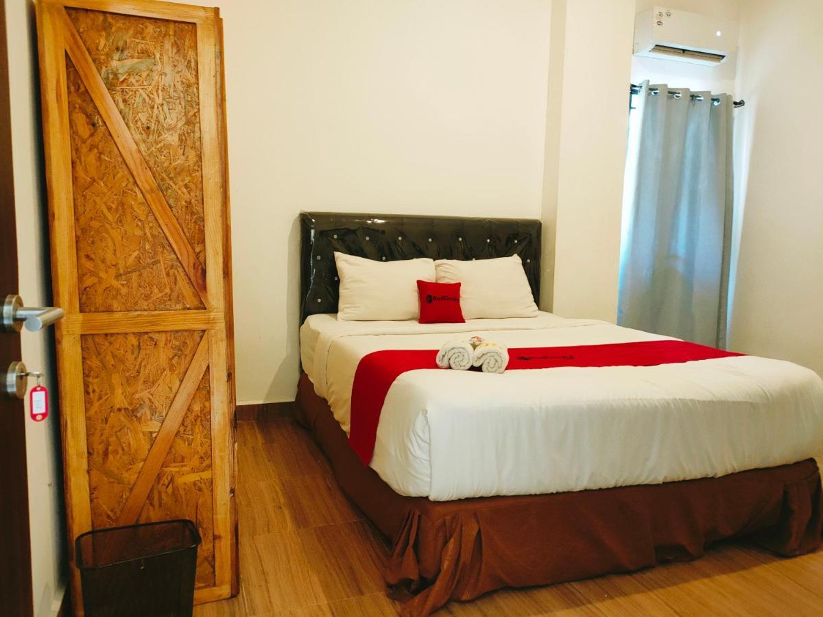 Reddoorz At Sukomanunggal Surabaya Exterior foto