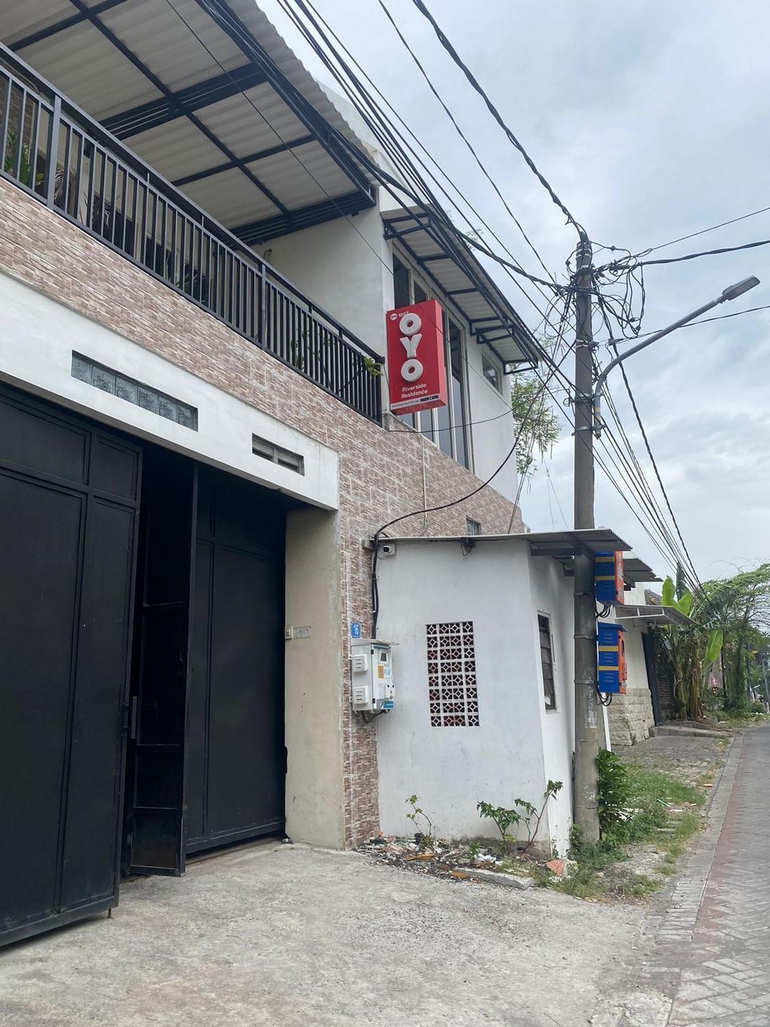 Reddoorz At Sukomanunggal Surabaya Exterior foto